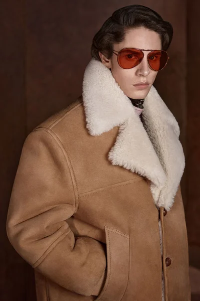 Look 5